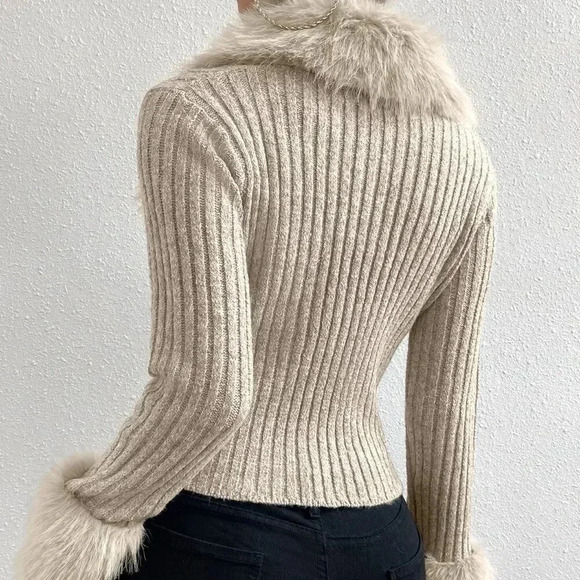 Apricot Elegant Women's Fuzzy Collar Ribbed Knit Cardigan - Picture 2 of 8